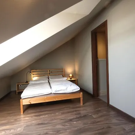 Klimatyczne Poddasze 2 Přemyšl Exteriér fotografie